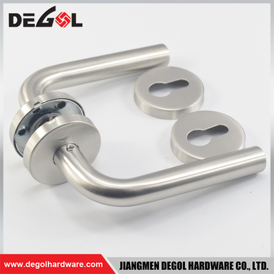 manufactura maneja manijas modernas de buena calidad para puertas